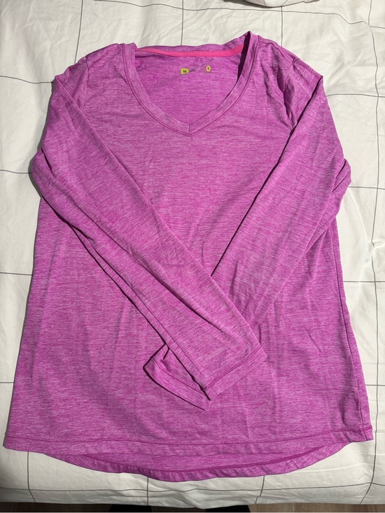 Xersion Tops - Xersion Pink Heather V-Neck Long Sleeve Tee